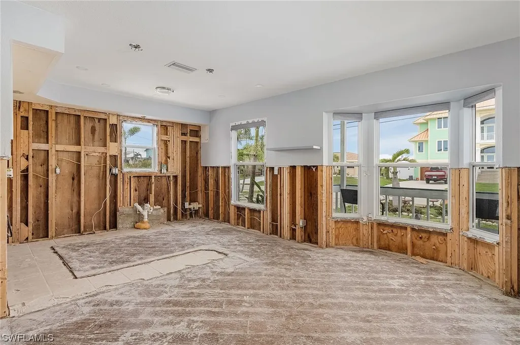 2436 Sapodilla Lane St. James City FL 33956