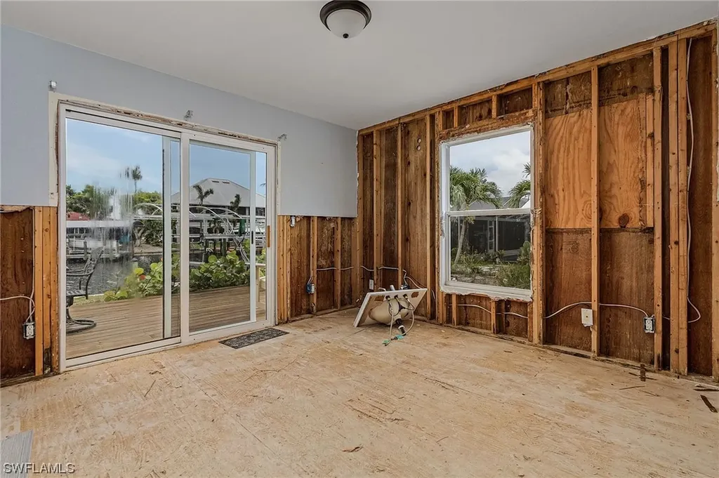 2436 Sapodilla Lane St. James City FL 33956