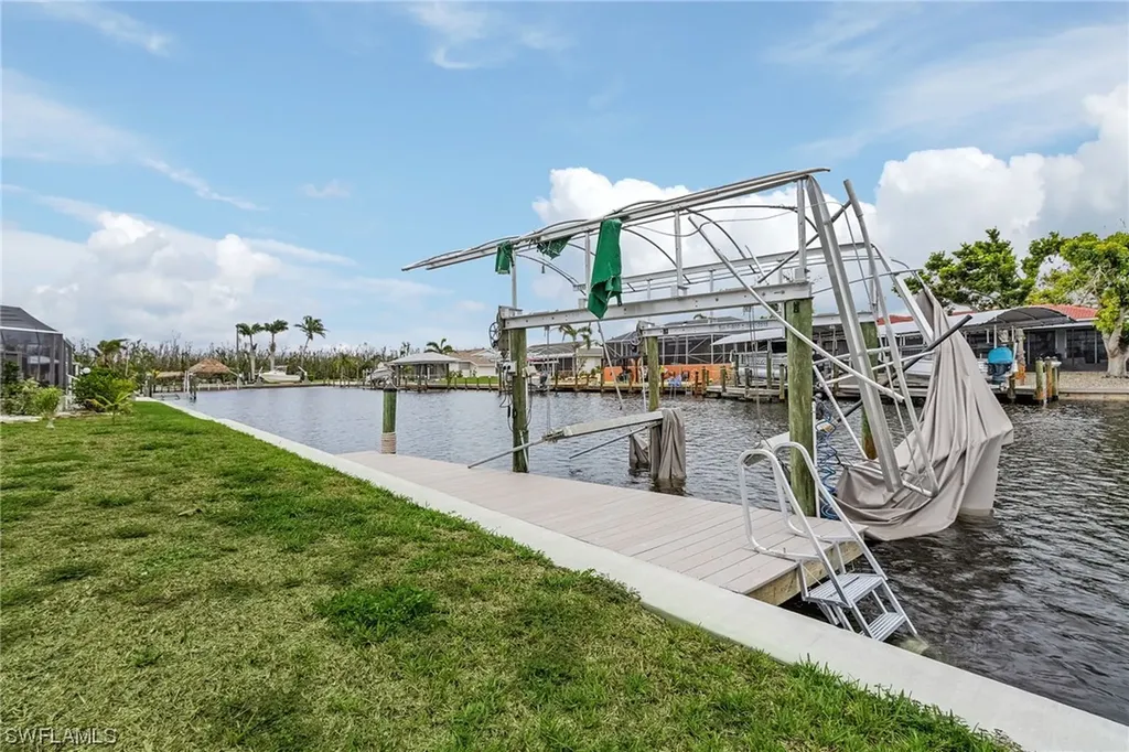 2436 Sapodilla Lane St. James City FL 33956