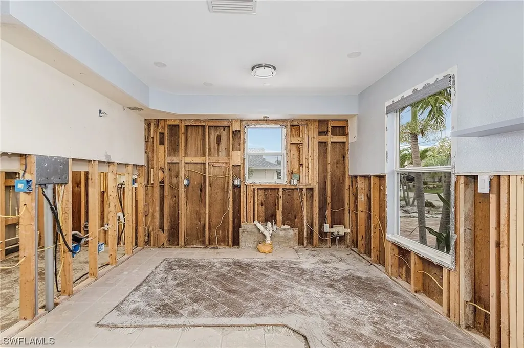 2436 Sapodilla Lane St. James City FL 33956