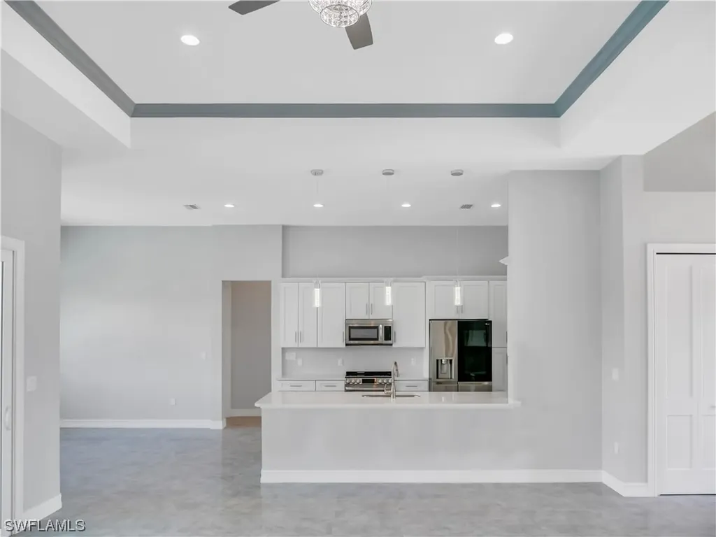 2563 SW 27th Avenue Cape Coral FL 33914