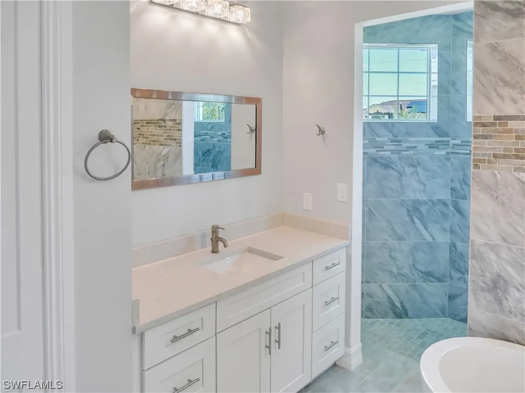 2563 SW 27th Avenue Cape Coral FL 33914