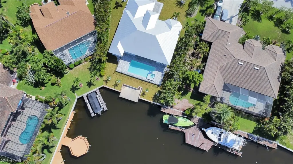 2563 SW 27th Avenue Cape Coral FL 33914