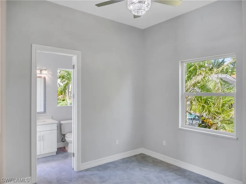 2563 SW 27th Avenue Cape Coral FL 33914