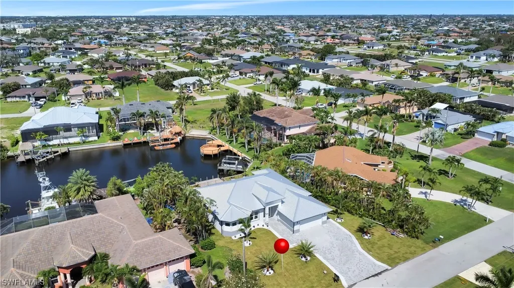 2563 SW 27th Avenue Cape Coral FL 33914