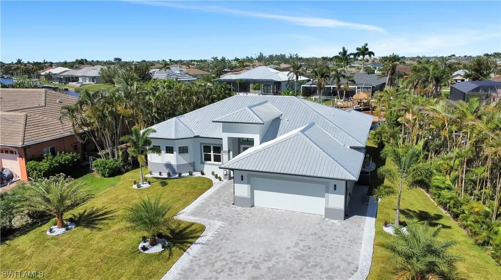 2563 SW 27th Avenue Cape Coral FL 33914