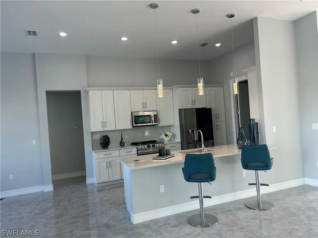 2563 SW 27th Avenue Cape Coral FL 33914