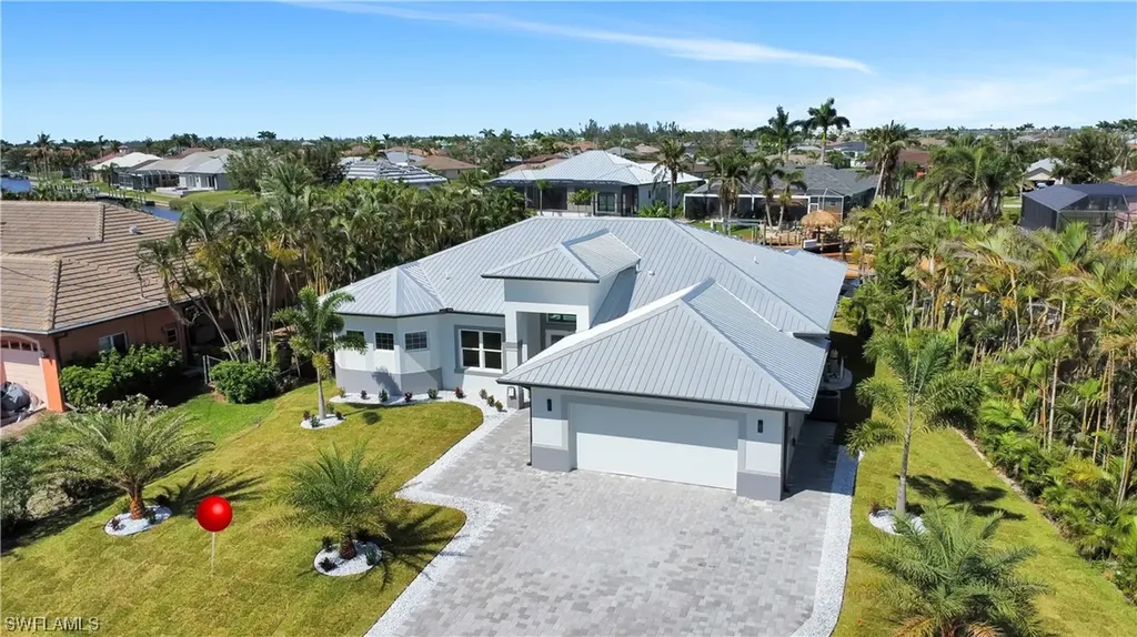 2563 SW 27th Avenue Cape Coral FL 33914
