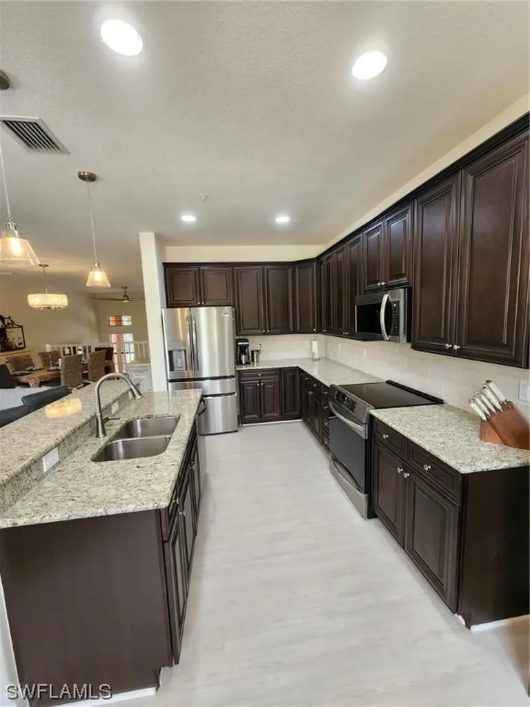 8697 Olinda Way Fort Myers FL 33912