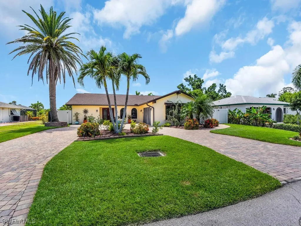 3650 SE 5th Court Cape Coral FL 33904