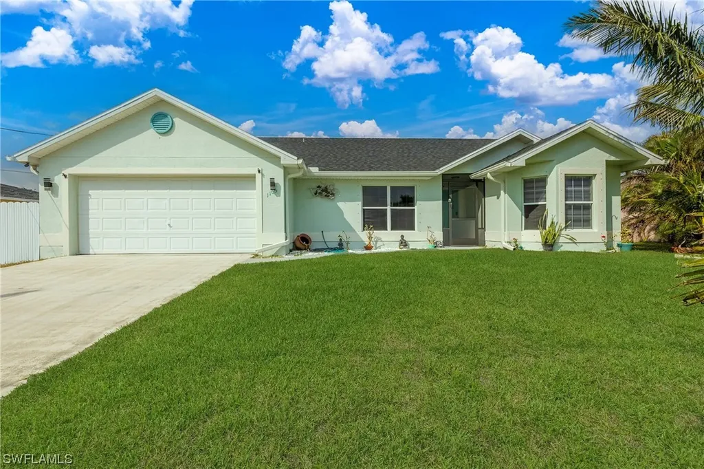 1105 NE 18th Terrace Cape Coral FL 33909