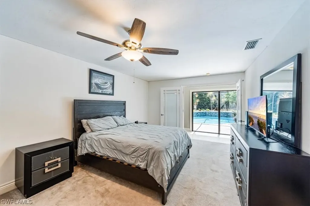 6070 Standing Oaks Lane Naples FL 34119