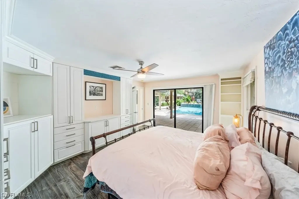 6070 Standing Oaks Lane Naples FL 34119
