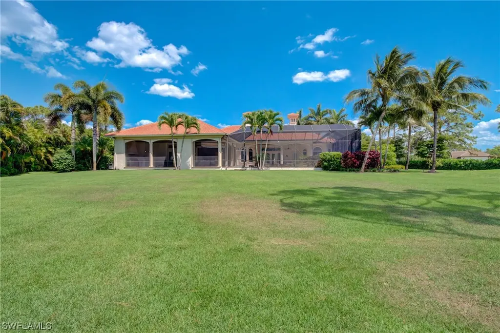 215 Caribbean Road Naples FL 34108