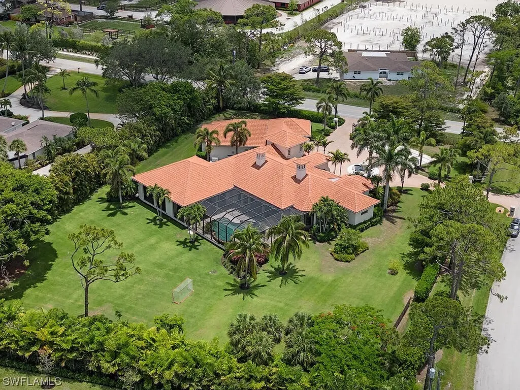 215 Caribbean Road Naples FL 34108