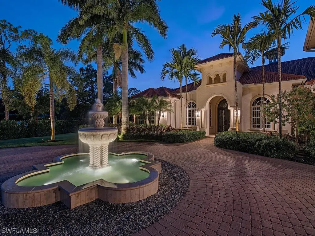 215 Caribbean Road Naples FL 34108