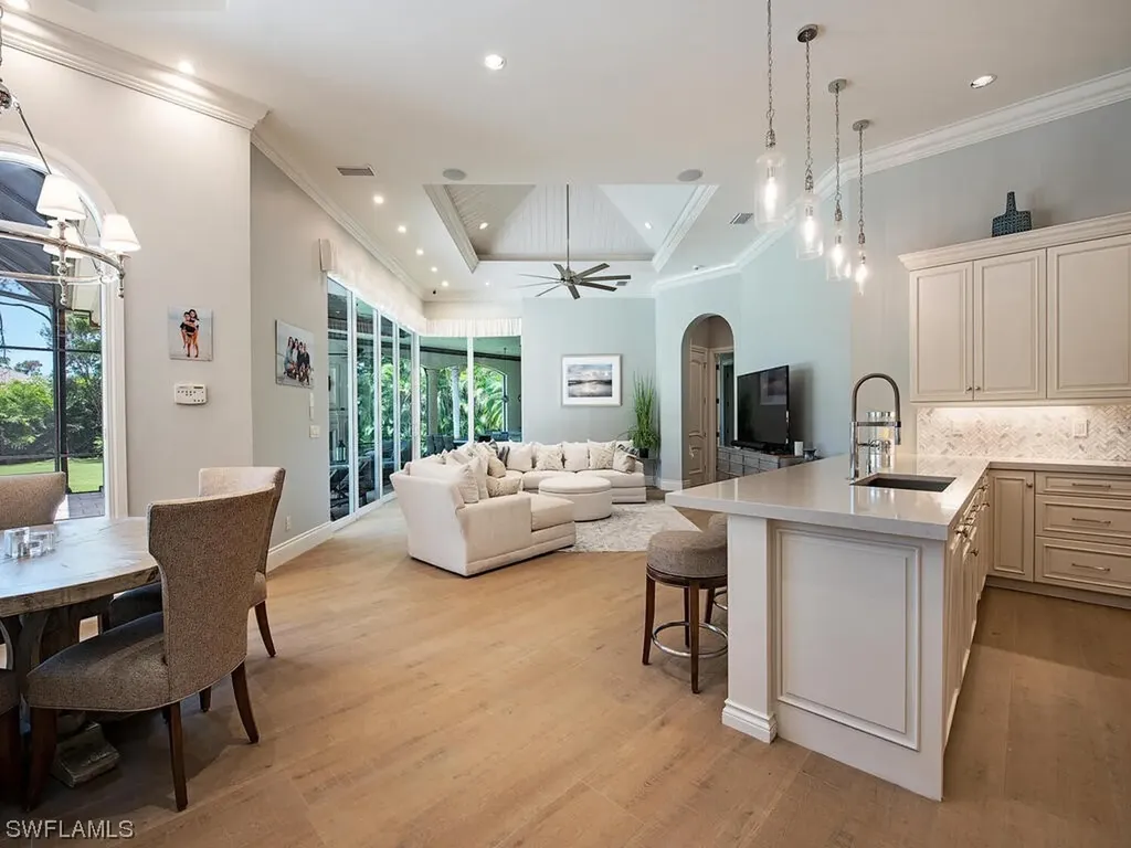 215 Caribbean Road Naples FL 34108