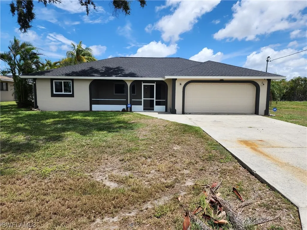 711 SE 33rd Street Cape Coral FL 33904