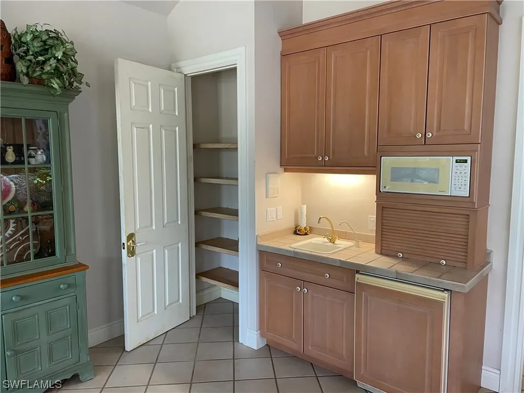 27311 Oak Knoll Drive Bonita Springs FL 34134