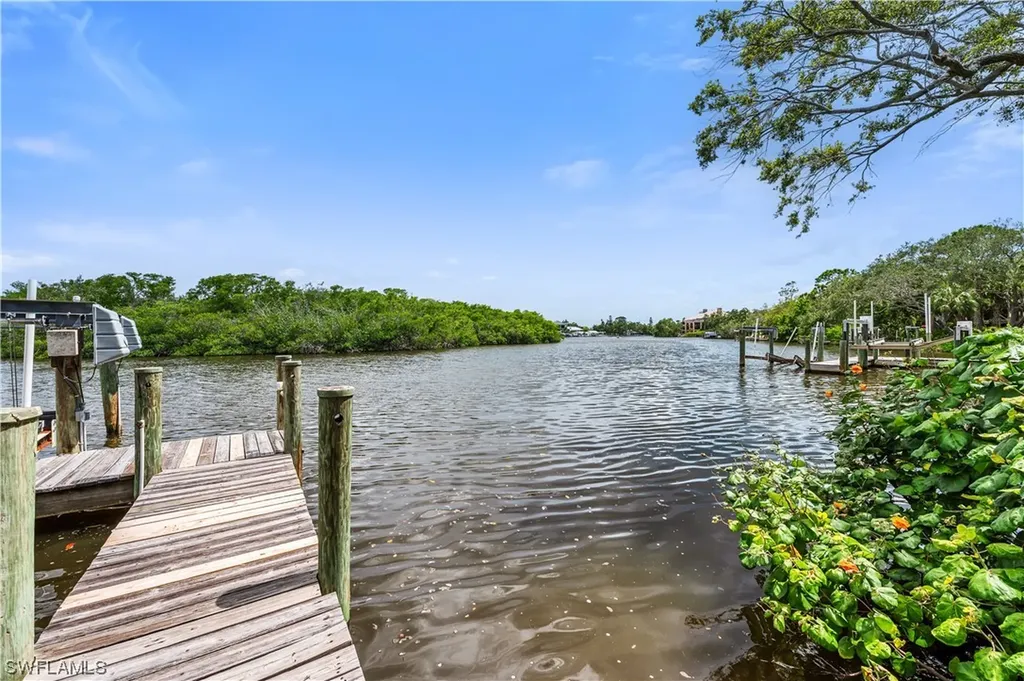 27311 Oak Knoll Drive Bonita Springs FL 34134