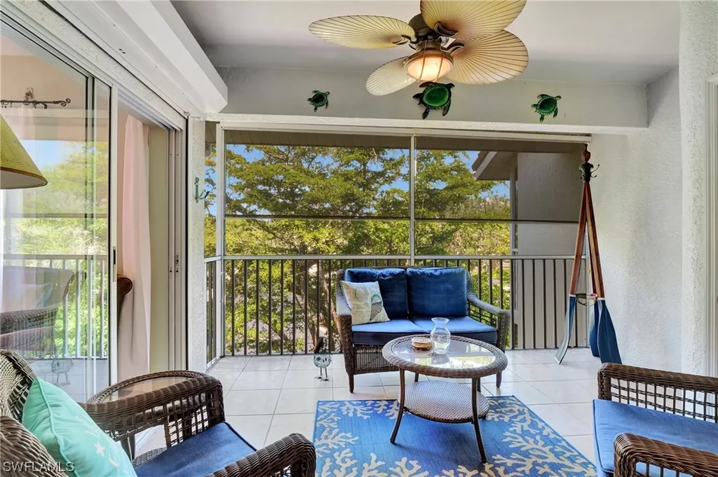 585 Club Side Drive Naples FL 34110