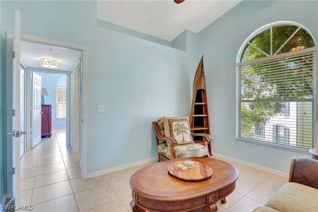 585 Club Side Drive Naples FL 34110