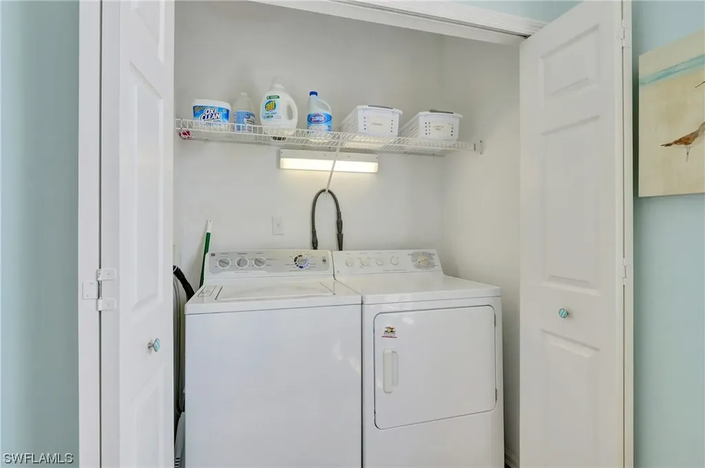 585 Club Side Drive Naples FL 34110