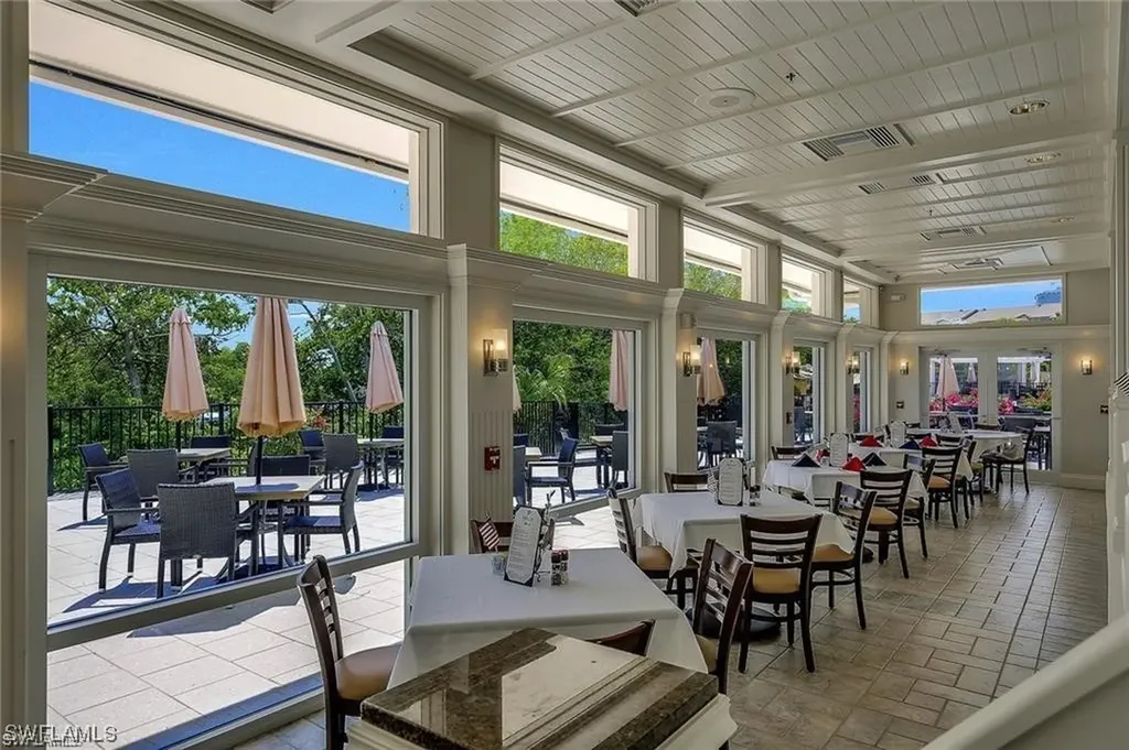 585 Club Side Drive Naples FL 34110