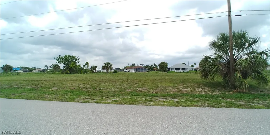 2613 NE 20th Place Cape Coral FL 33909