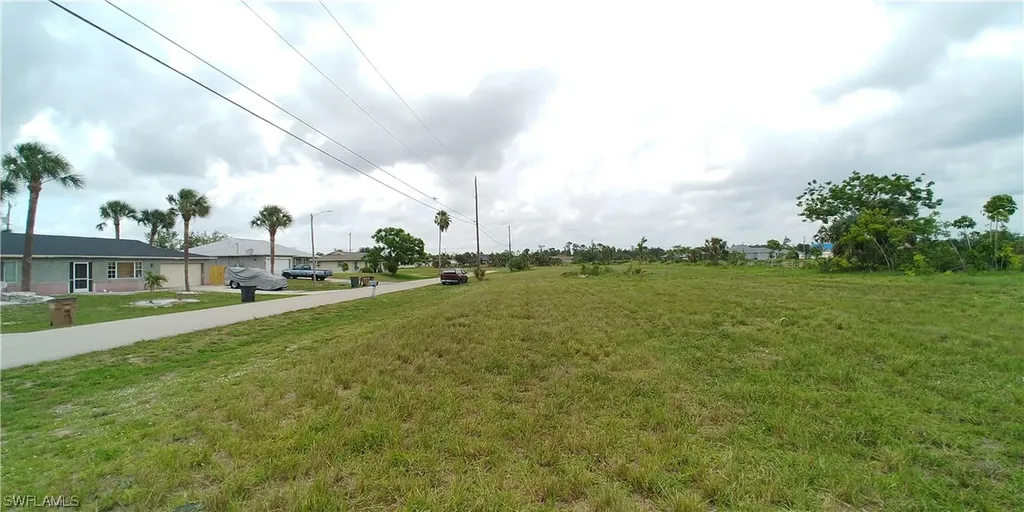 2613 NE 20th Place Cape Coral FL 33909