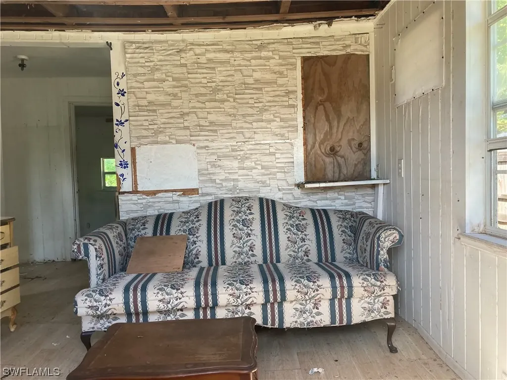 2364 Bayside Street Naples FL 34112