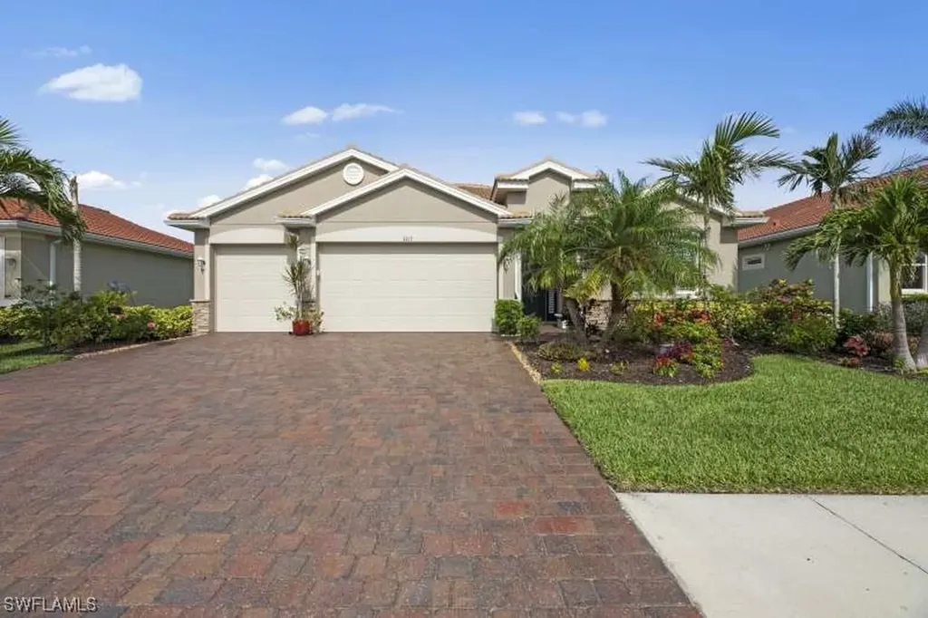 3013 Sunset Pointe Circle Cape Coral FL 33914