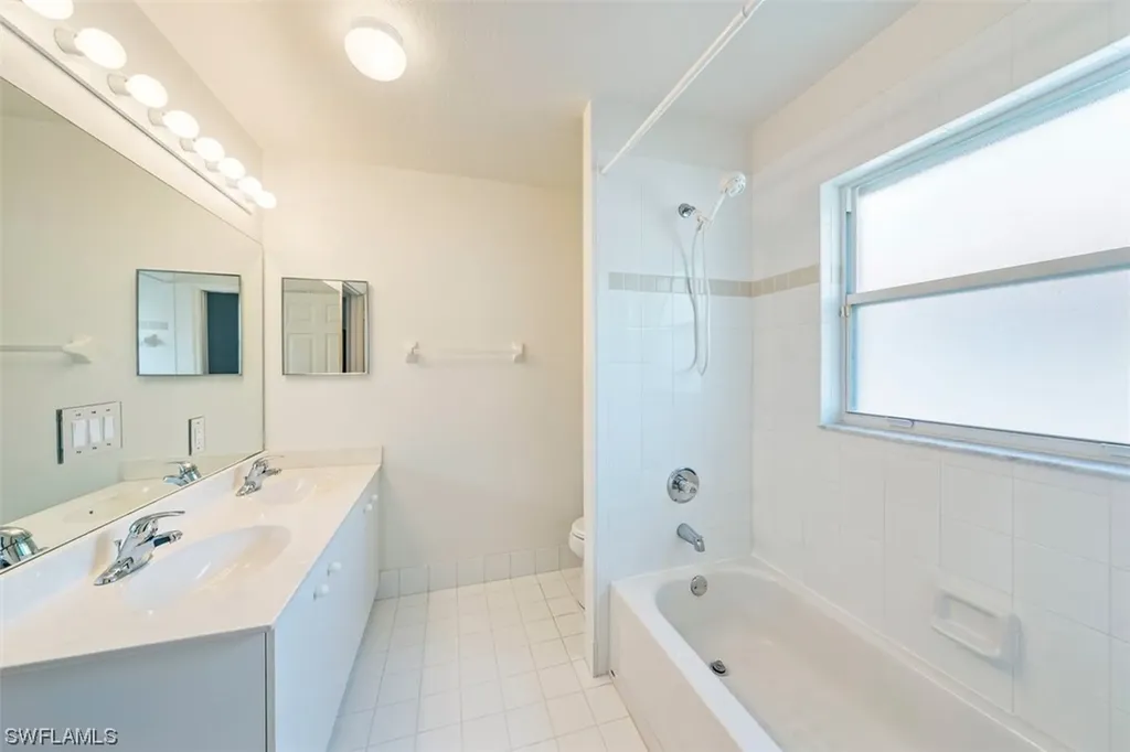 2610 Marshcreek Lane Naples FL 34119