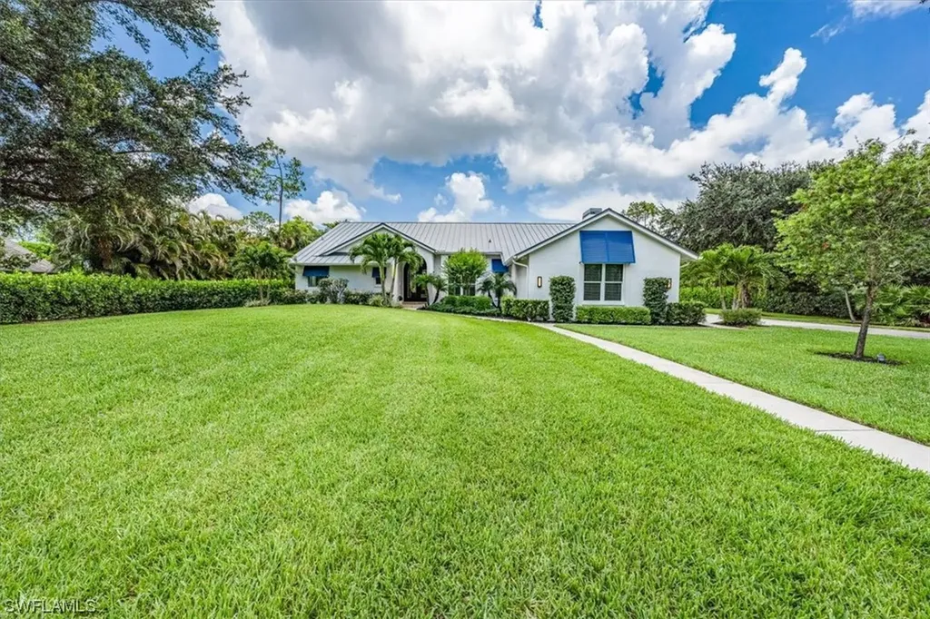 6581 Sandalwood Lane Naples FL 34109