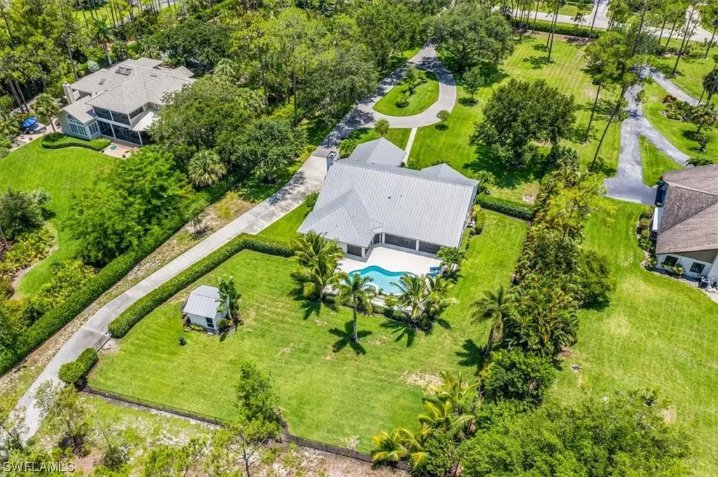 6581 Sandalwood Lane Naples FL 34109