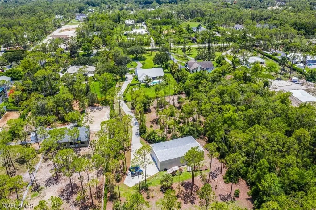 6581 Sandalwood Lane Naples FL 34109