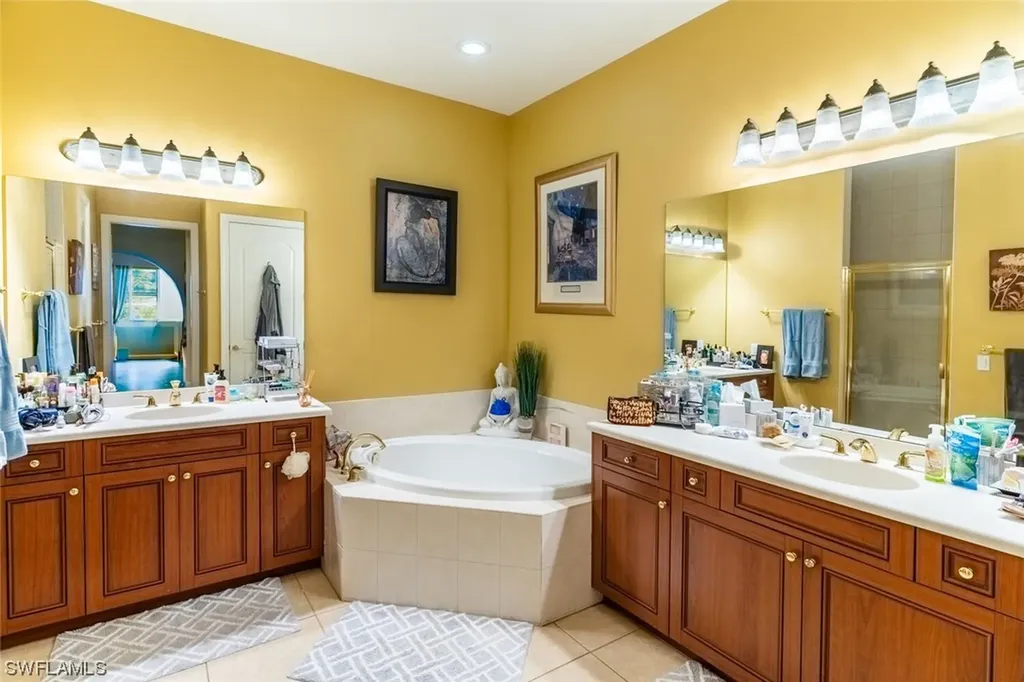 6135 Montelena Circle Naples FL 34119