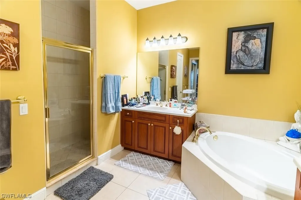 6135 Montelena Circle Naples FL 34119