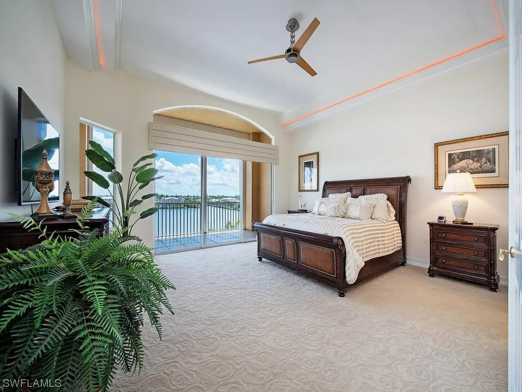 9566 Gulf Shore Drive Naples FL 34108