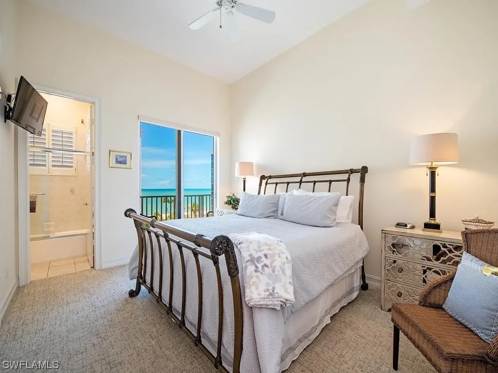 9566 Gulf Shore Drive Naples FL 34108