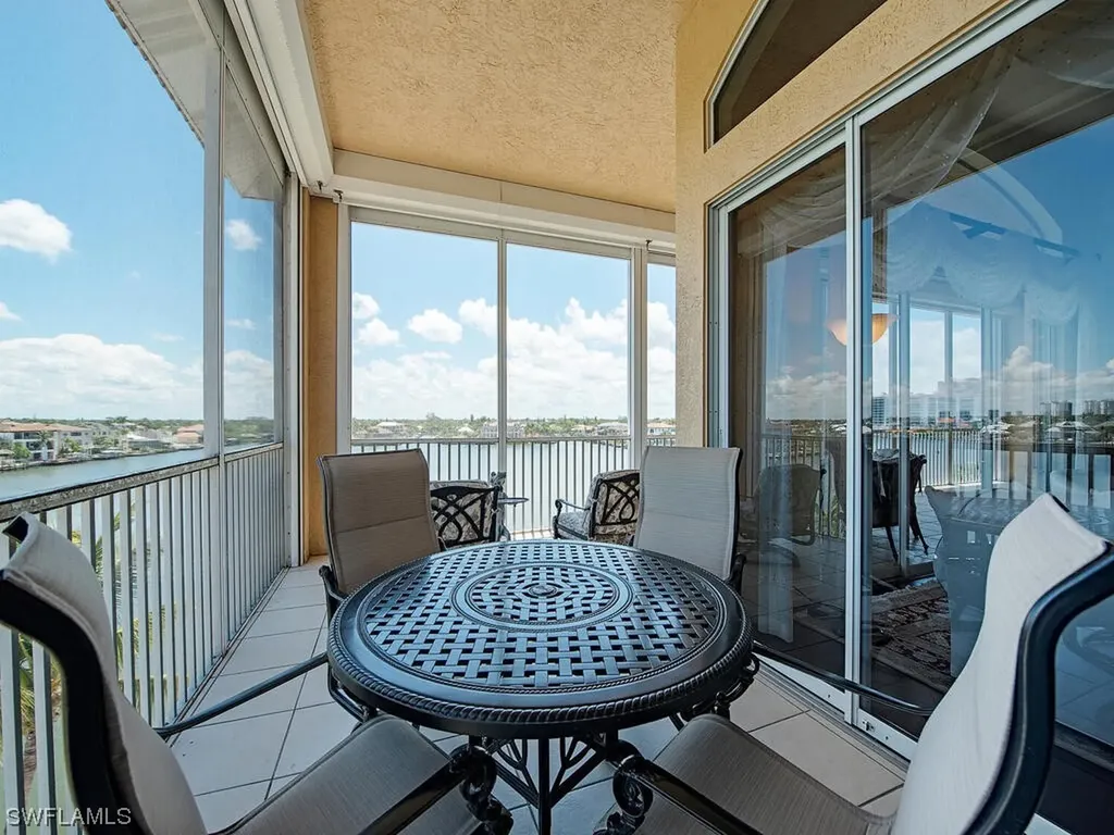 9566 Gulf Shore Drive Naples FL 34108