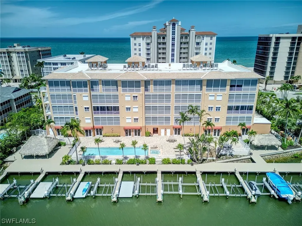 9566 Gulf Shore Drive Naples FL 34108