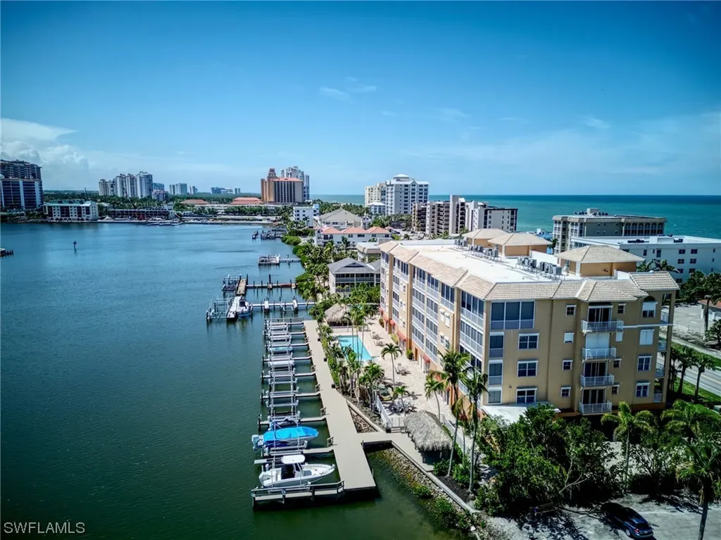 9566 Gulf Shore Drive Naples FL 34108