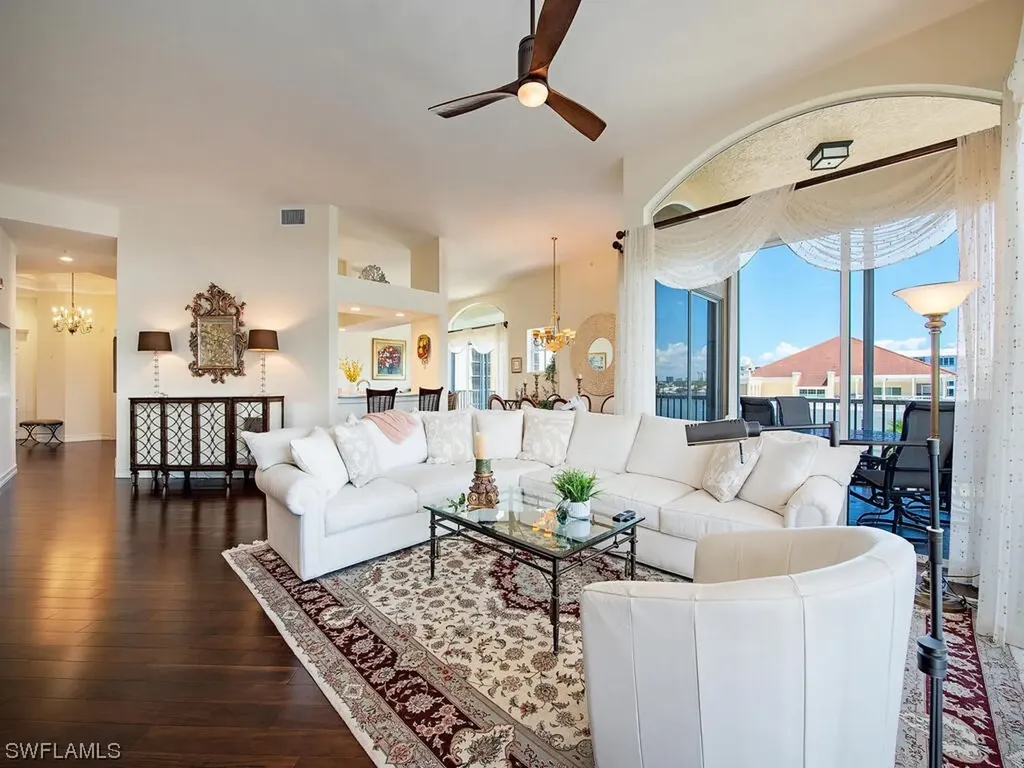 9566 Gulf Shore Drive Naples FL 34108