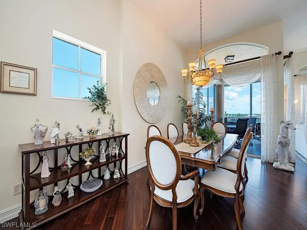 9566 Gulf Shore Drive Naples FL 34108