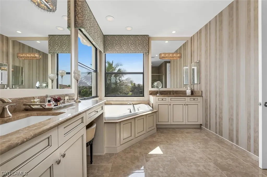 13497 Mandarin Circle Naples FL 34109