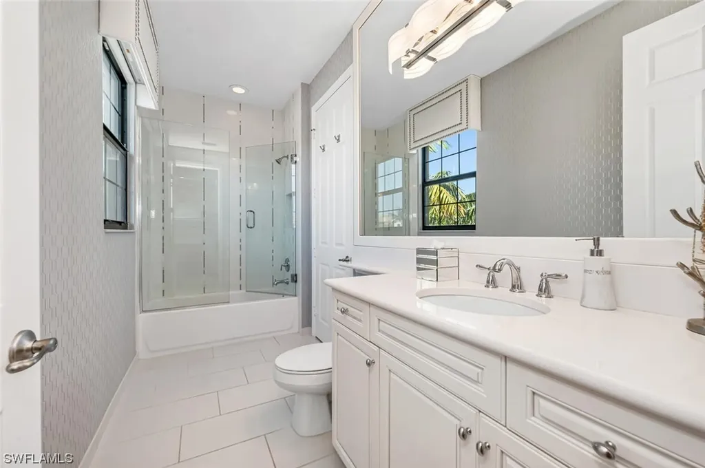 13497 Mandarin Circle Naples FL 34109