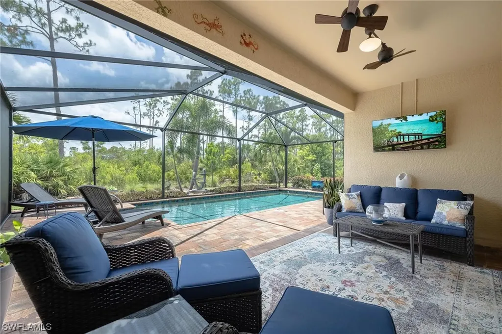 2528 Laurentina Lane Cape Coral FL 33909