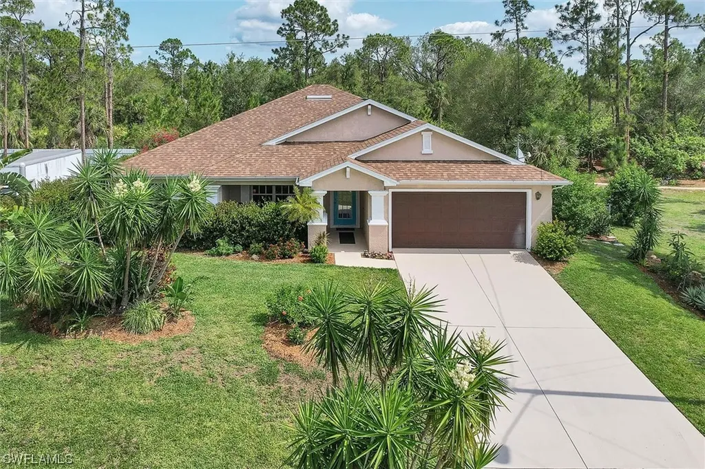 1069 Lilac Street E Lehigh Acres FL 33974