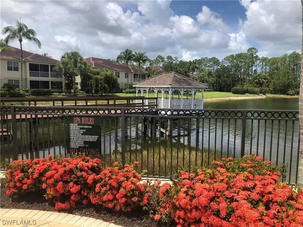 2001 Tarpon Bay Drive N Naples FL 34119